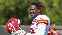 Chiefs DE Frank Clark Sits Out Friday Practice with Strained Hamstring