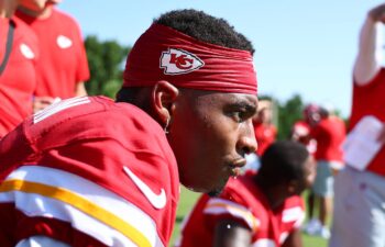Chiefs Place TE Jody Fortson on Injured Reserve