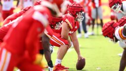 Camp Notebook: How Creed Humphrey Hones Technique in Training Camp 1-on-1 Duels