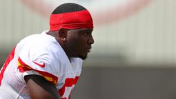 Chiefs Taking Wait-and-See Approach with LB Willie Gay, RG Joe Thuney