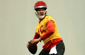 Chiefs injury updates: Patrick Mahomes, Kadarius Toney, Joe Thuey