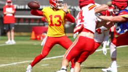 How the Chiefs’ Defense Prepared to Contain Bears’ Justin Fields in 41-10 Victory