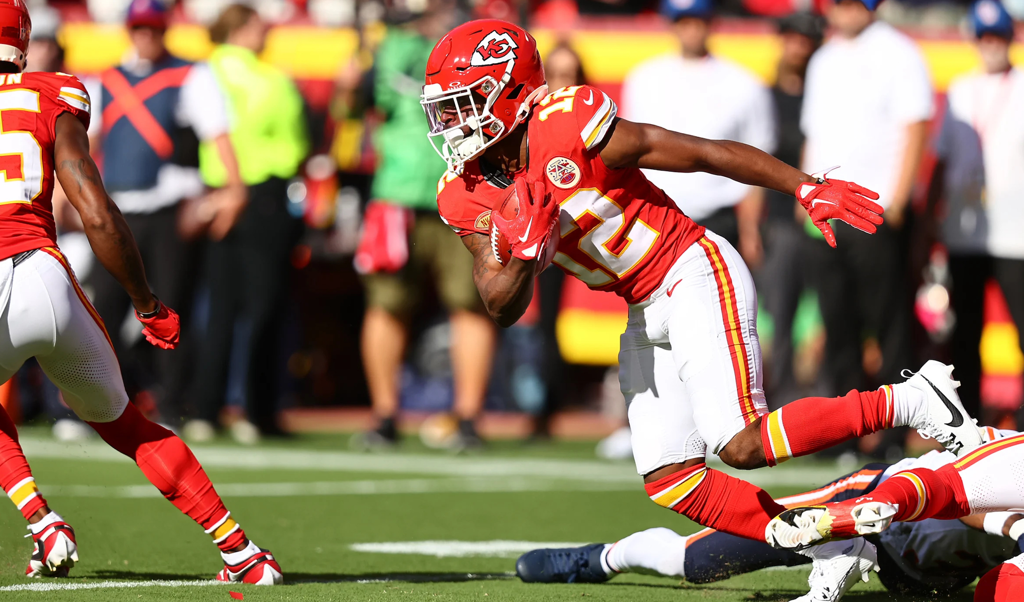 Isiah Pacheco Pops for 158 Total Yards, Chiefs Edge Jets 23-20