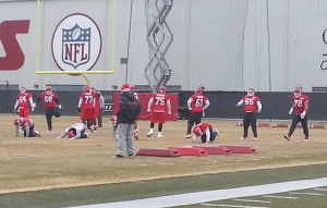 Dec. 4, 2014; Kansas City, MO; Chiefs guard Mike McGlynn (75) warming up during portion of practice open to the media. Credit: Teope