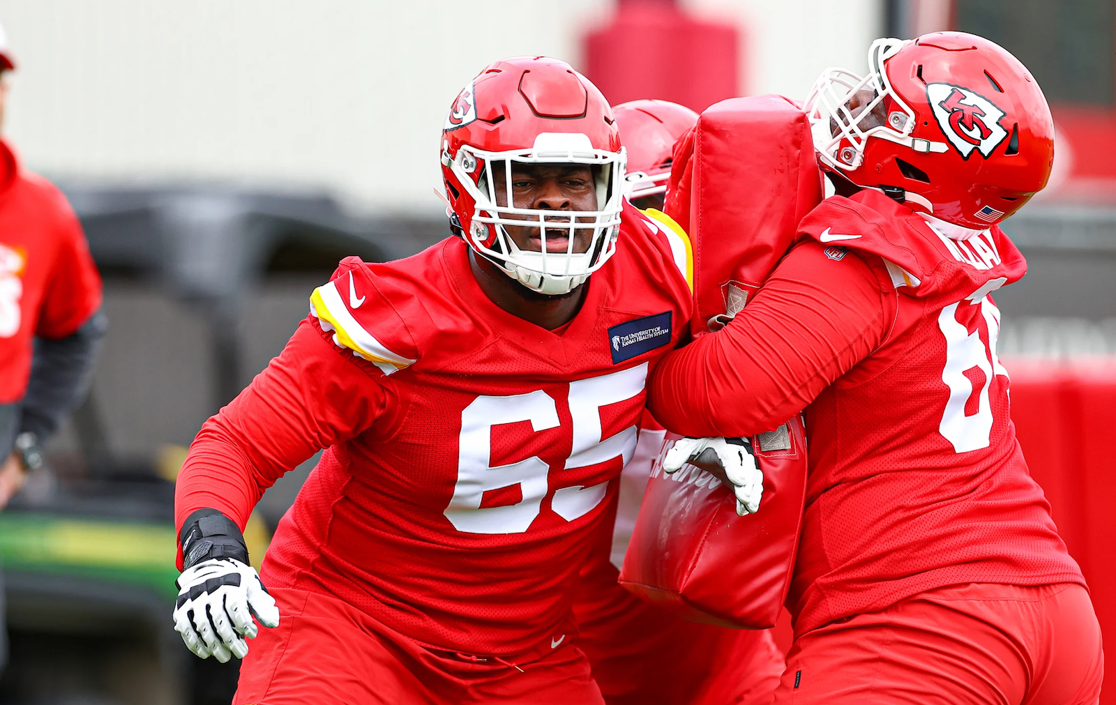 Chiefs Rookie Trey Smith “Has Starting Guard in His Future”