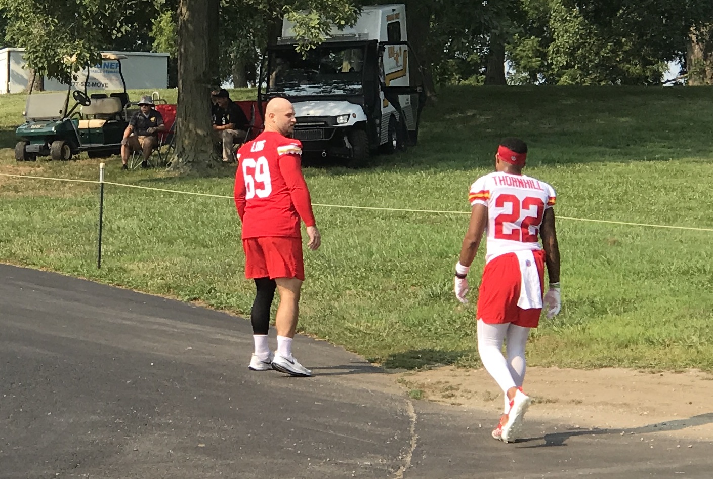 Chiefs S Juan Thornhill Leaves Practice with Groin Injury