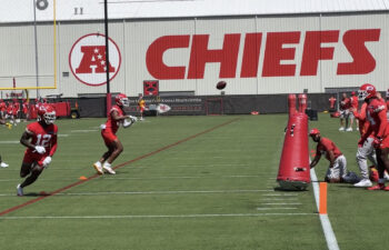 Minicamp Notebook: “Sky is the Limit” for Chiefs Offense, JuJu Smith-Schuster Says