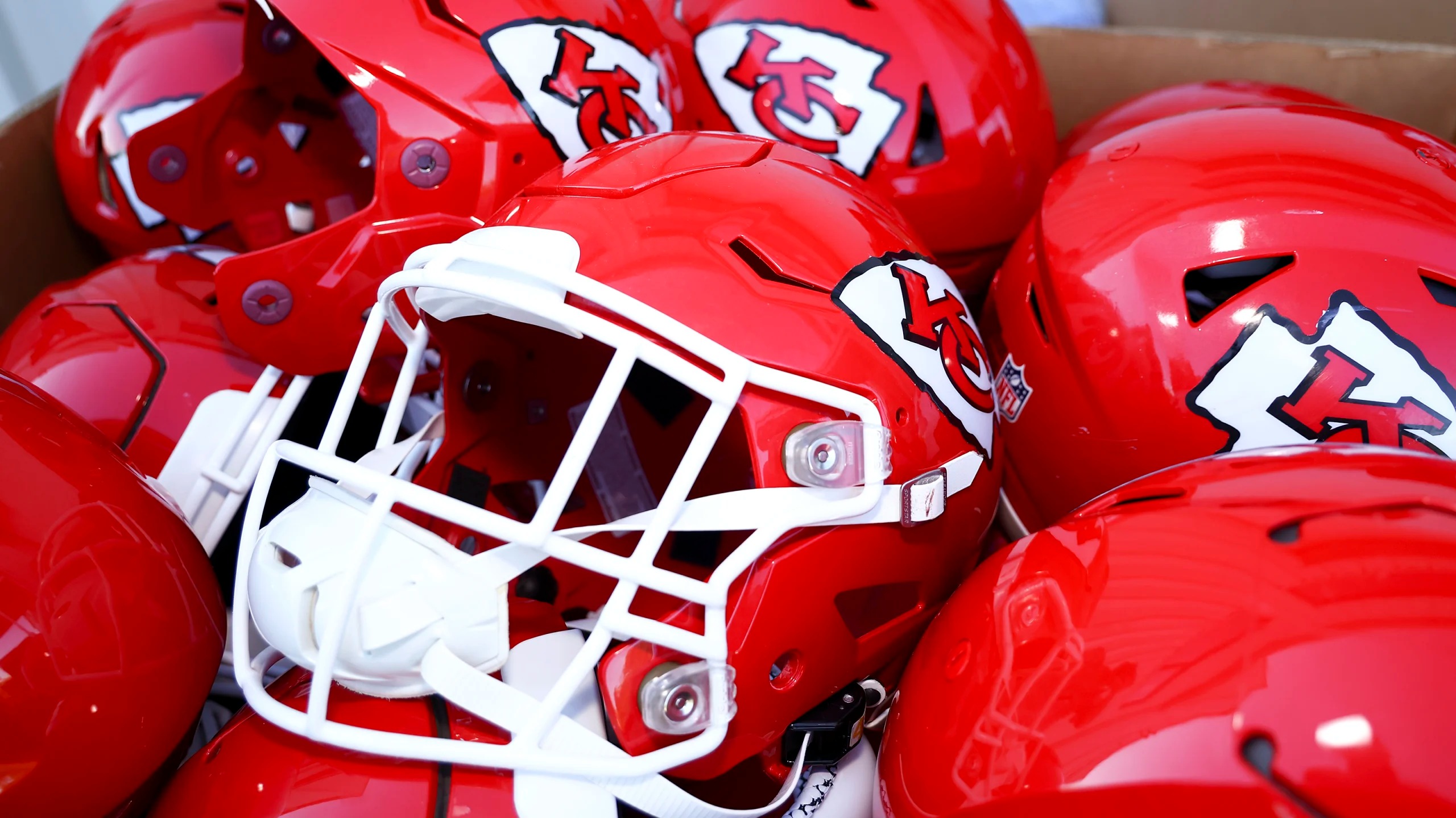 Four Takeaways From the KC Chiefs' 31-17 Win Over the LV Raiders - Sports  Illustrated Kansas City Chiefs News, Analysis and More
