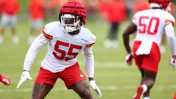 Camp Notebook: Chiefs DC Steve Spagnuolo Challenges New Arrivals, Leans on Vets in Defensive Retooling