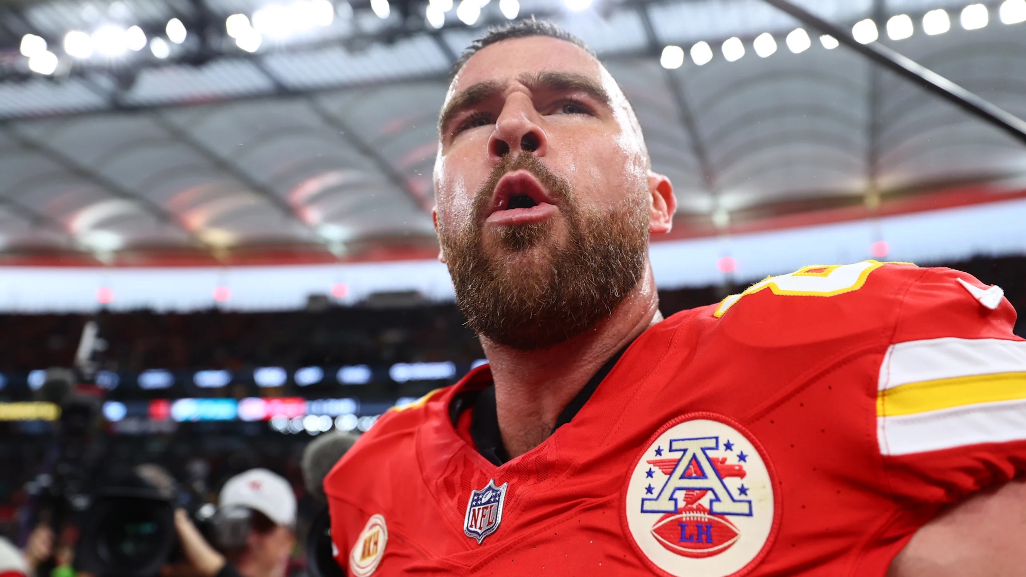 Travis Kelce becomes Chiefs franchise leader in receiving yards