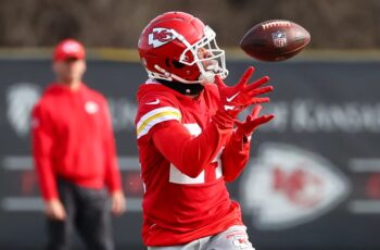 Chiefs Place Skyy Moore on Injured Reserve, Justyn Ross Activated from Exempt List
