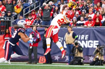 Clyde Soars: Edwards-Helaire Powers Chiefs Offense in 27-17 Win Over Patriots