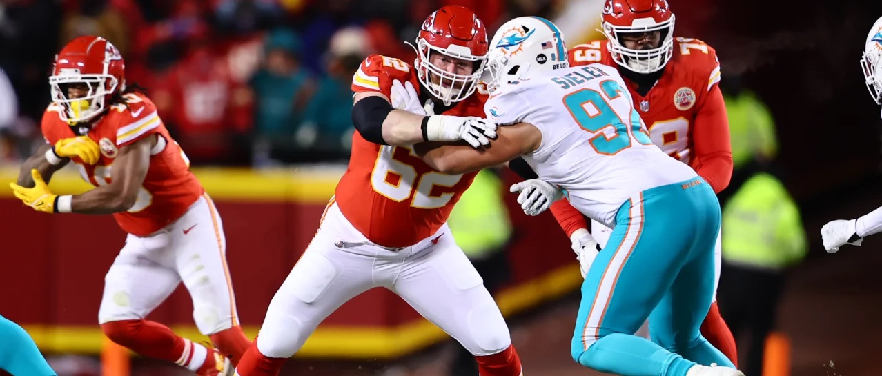 Chiefs Project Joe Thuney As Questionable Nine Days Out From Super Bowl ...