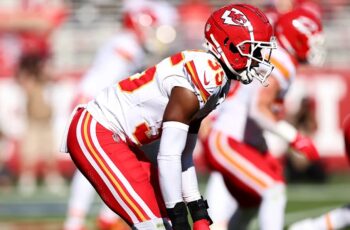 Andy Reid Rules Out JuJu Smith-Schuster vs. Raiders, Jaylen Watson Ankle Injury “Not Going to be Good”