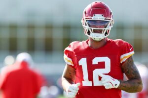 Torn ACL for Jared Wiley Forces Chiefs to Shuffle Tight End Room