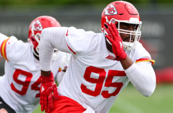 OTA Notebook: Kingsley Suamataia Embraces Fresh Start; Chiefs Defense Dominates Practice