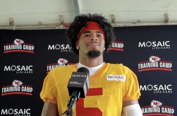 Early Chiefs Camp Arrivals Battle Heat, DE Ethan Downs Injured on Day One